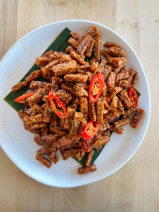 Tempe Kecap (Indonesian Style Sweet and Sticky Tempeh)