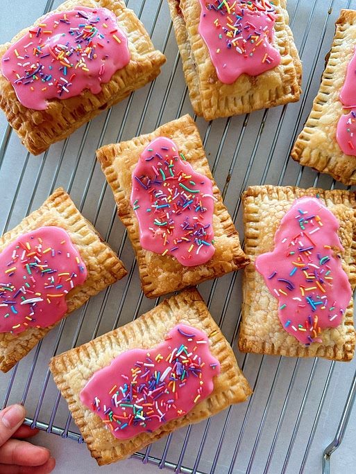 Easy Cinnamon Pop Tarts